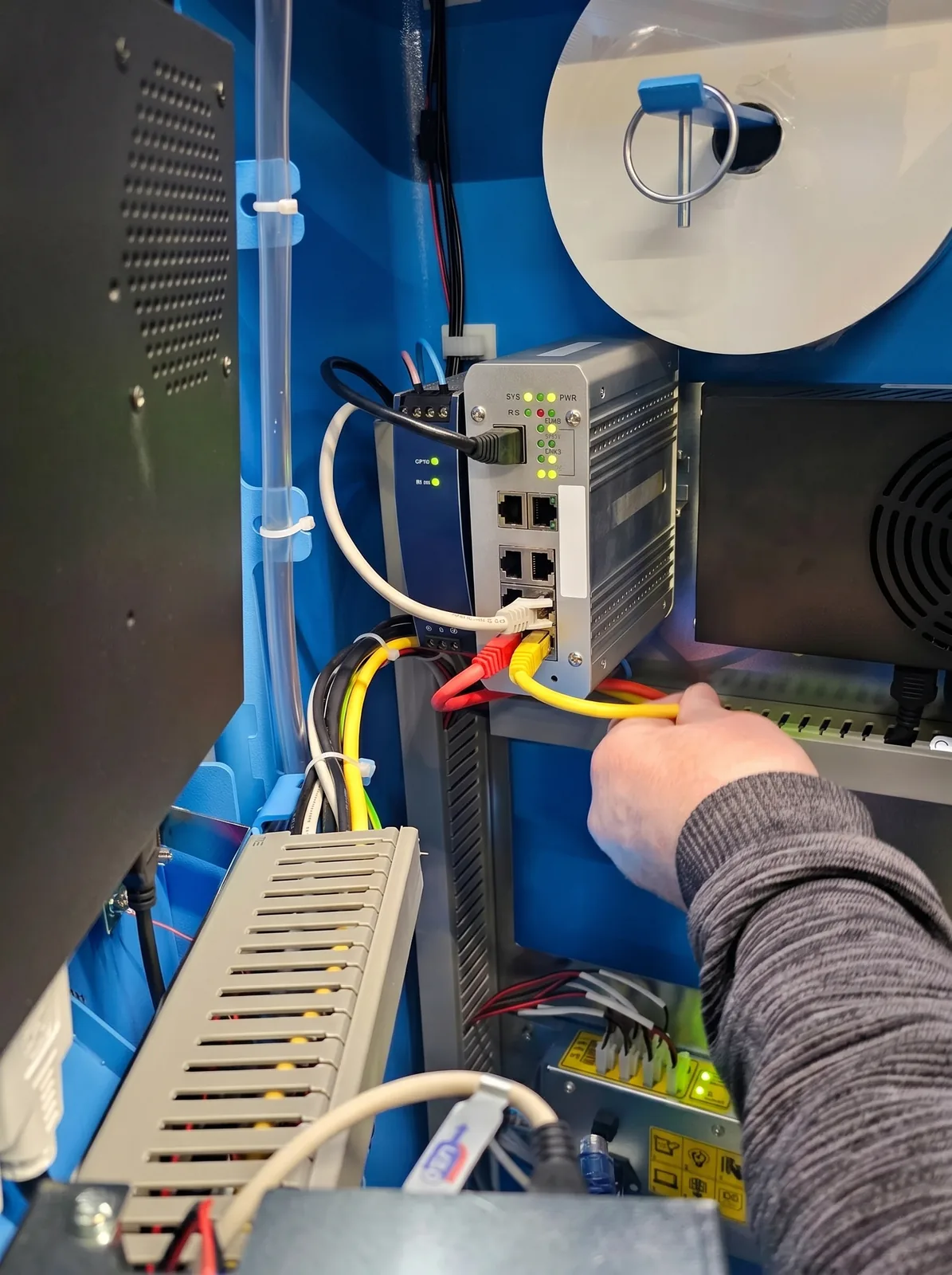 Service, Wartung und Austausch bestehender technischer Systeme